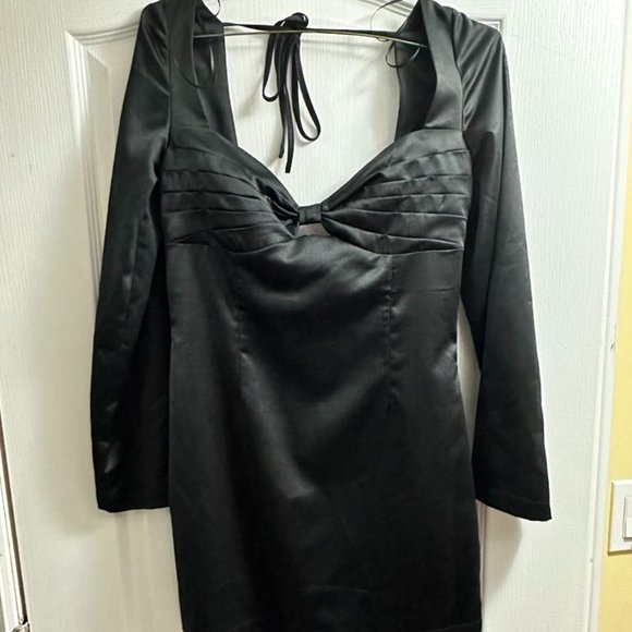 Dynamite Jet Black Mini Satin dress size XS - Picture 1 of 5